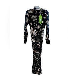 Stunning black and white Cerrado Sky Tulle Dress Size M.  Brand New with tags!